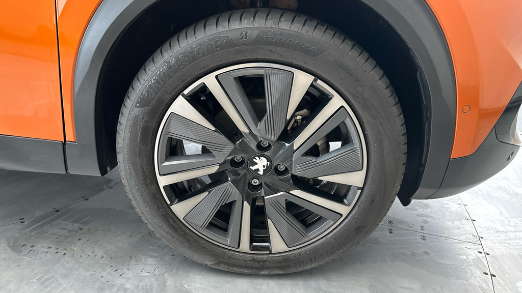 Peugeot e-2008 50Kwh Allure Premium Suv 7Kw Ch  #28