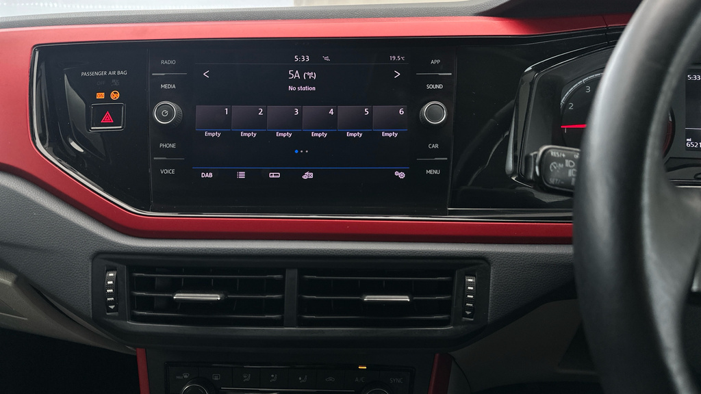 Volkswagen Polo 1.0 Tsi Gpf Beats Hatchback Euro Silver #13