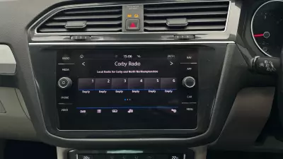 Volkswagen Tiguan 2.0 Tdi 150 Se Nav Dsg Silver #17