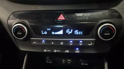 Hyundai Tucson 1.6 T-gdi Se Connect Euro 6 Ss Grey #33