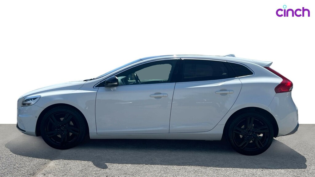 Volvo V40 T2 R-design Only 18,039 Miles From New Fsh H Red #6
