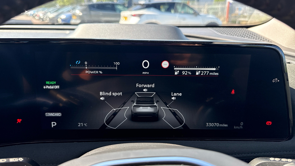 Nissan Ariya 178Kw Advance 87Kwh 22Kwch Green #23