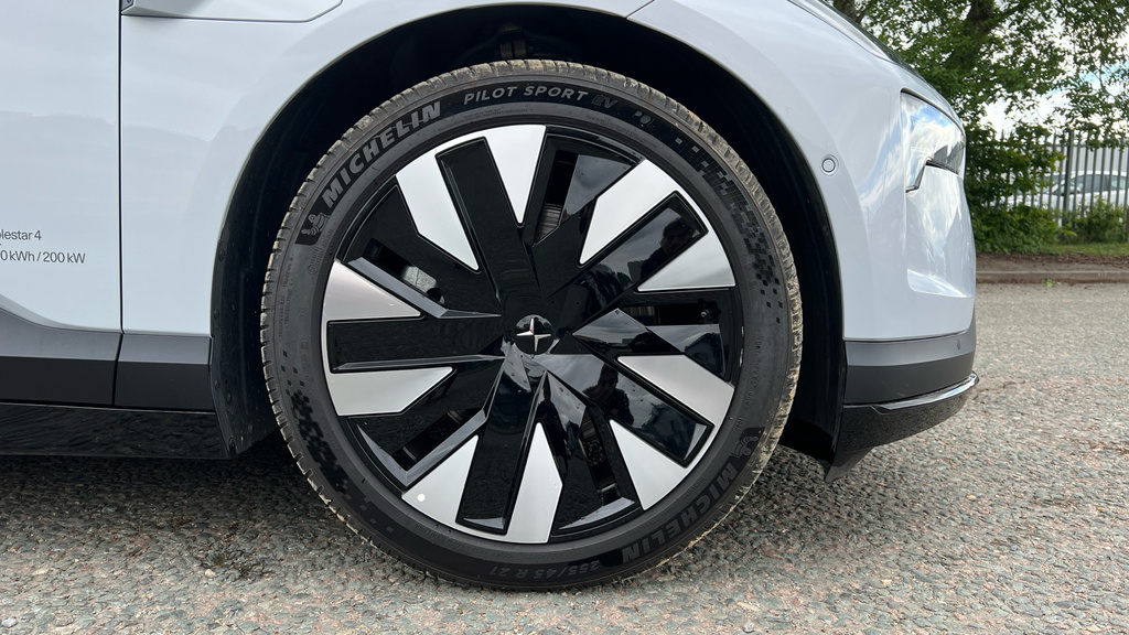 Polestar 4 Polestar 4 Estate 200Kw 100Kwh Lr Single Motor Plu Silver #23