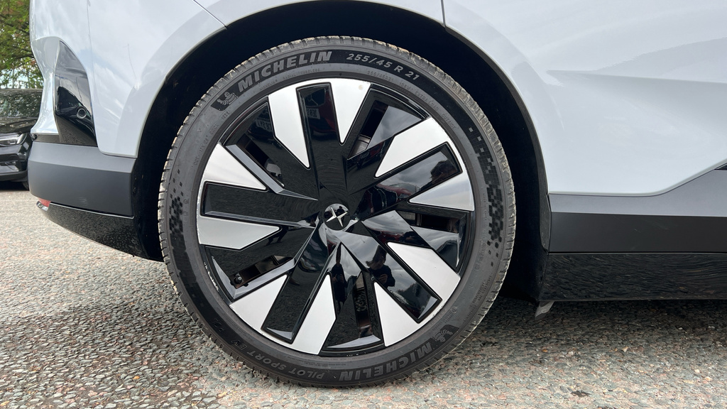 Polestar 4 Polestar 4 Estate 200Kw 100Kwh Lr Single Motor Plu Silver #22