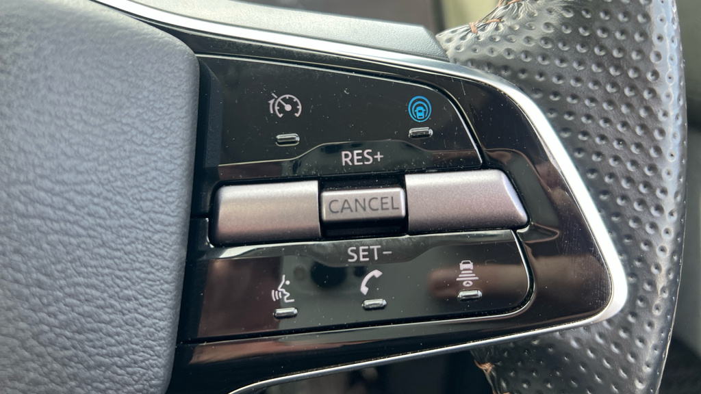 Nissan Ariya 225Kw Evolve 87Kwh 22Kwch E-4orce - 2023 Grey #25