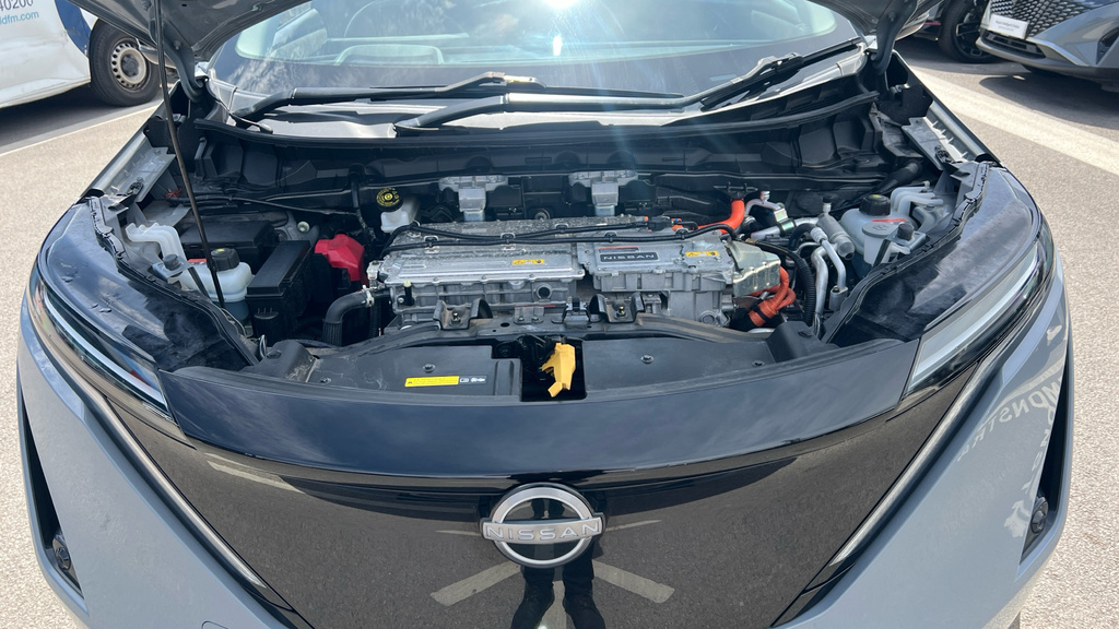 Nissan Ariya 225Kw Evolve 87Kwh 22Kwch E-4orce - 2023 Grey #16