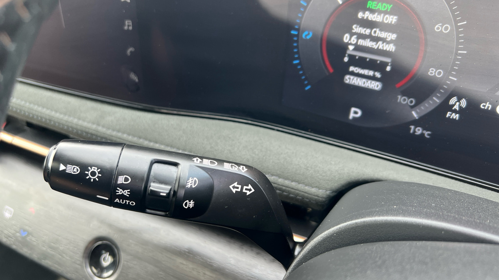 Nissan Ariya 225Kw Evolve 87Kwh 22Kwch E-4orce - 2023 Grey #28