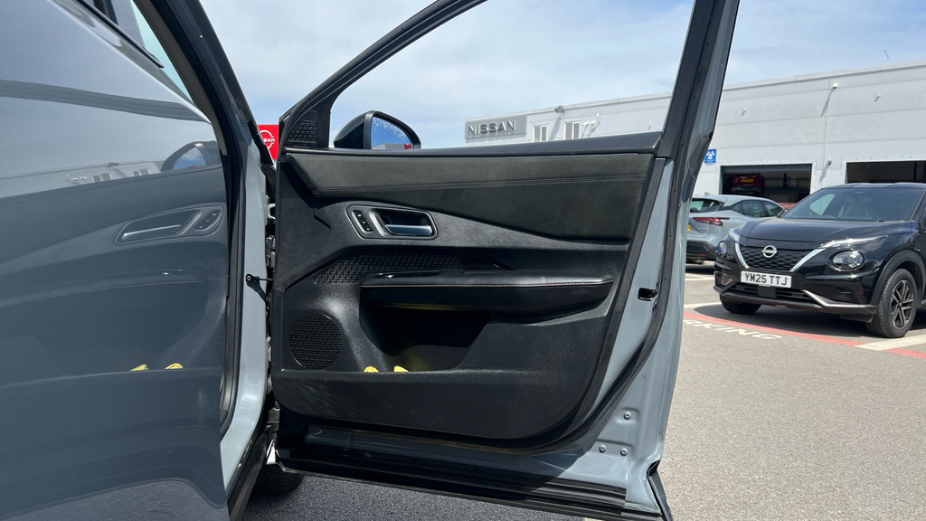 Nissan Ariya 225Kw Evolve 87Kwh 22Kwch E-4orce - 2023 Grey #31