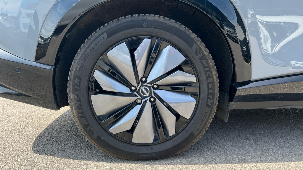 Nissan Ariya 225Kw Evolve 87Kwh 22Kwch E-4orce - 2023 Grey #18