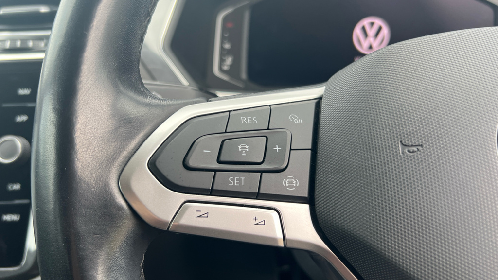 Volkswagen Tiguan Allspace 1.5 Tsi Evo Match Dsg 2021 Grey #25