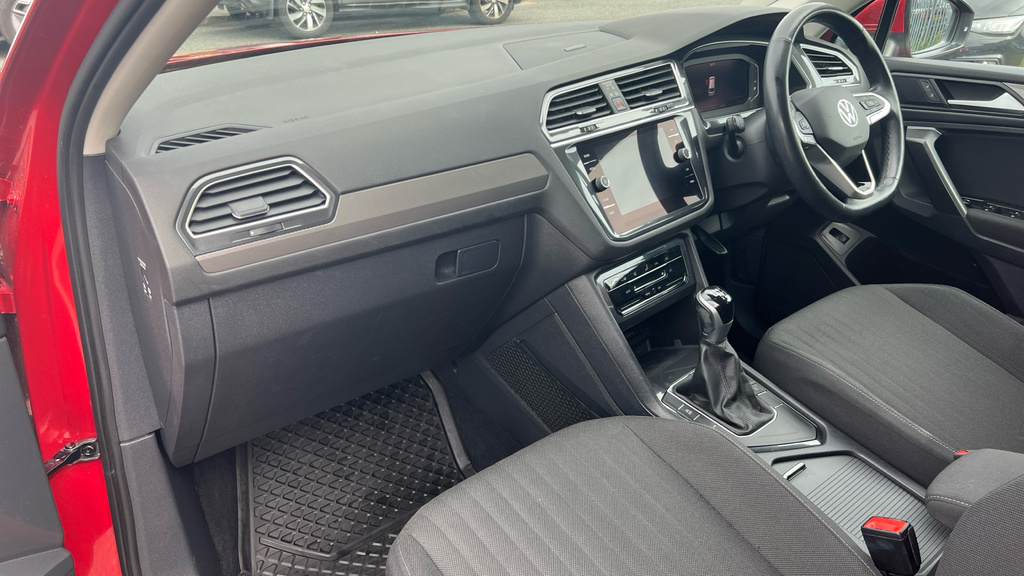 Volkswagen Tiguan Allspace 1.5 Tsi Evo Match Dsg 2021 Grey #10