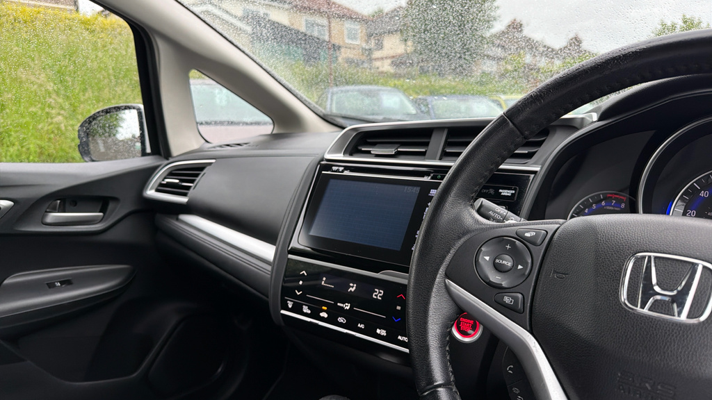 Honda Jazz 1.5 I-vtec Sport 5-Door Beige #28