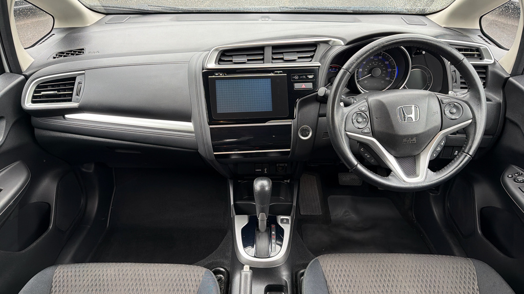 Honda Jazz 1.5 I-vtec Sport 5-Door Beige #10