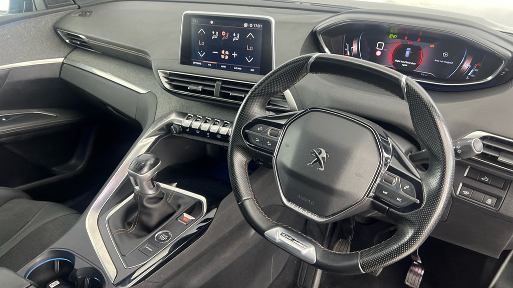 Peugeot 3008 1.2 130Hp Allure White #9