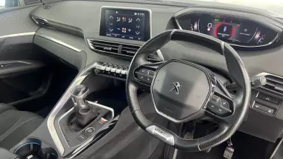 Peugeot 3008 1.2 Puretech Allure Euro 6 Ss #9