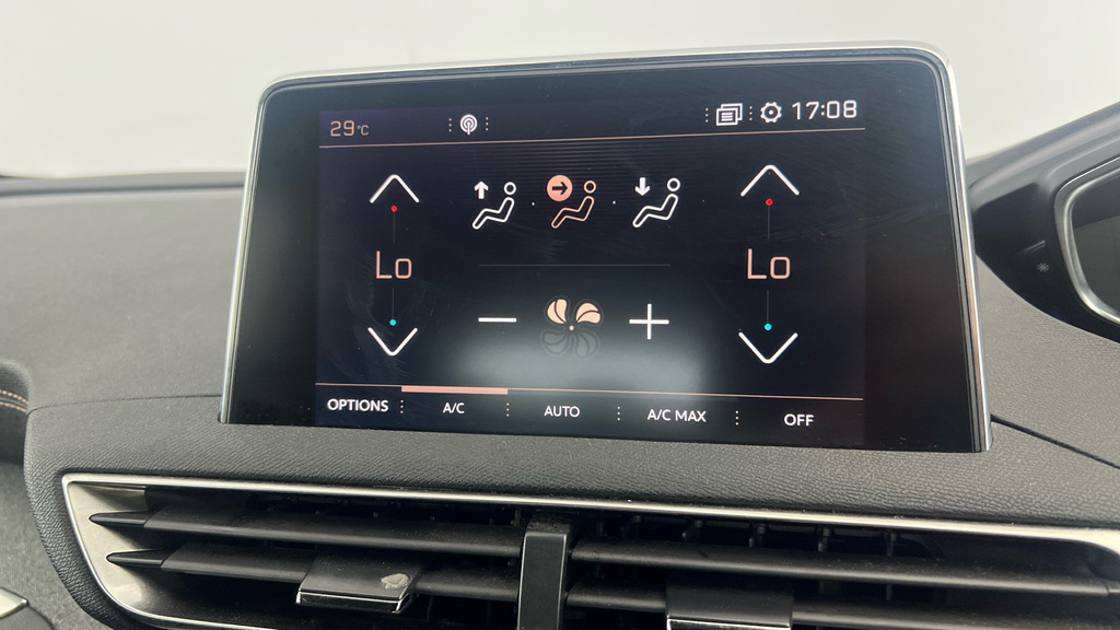 Peugeot 3008 1.2 130Hp Allure White #13