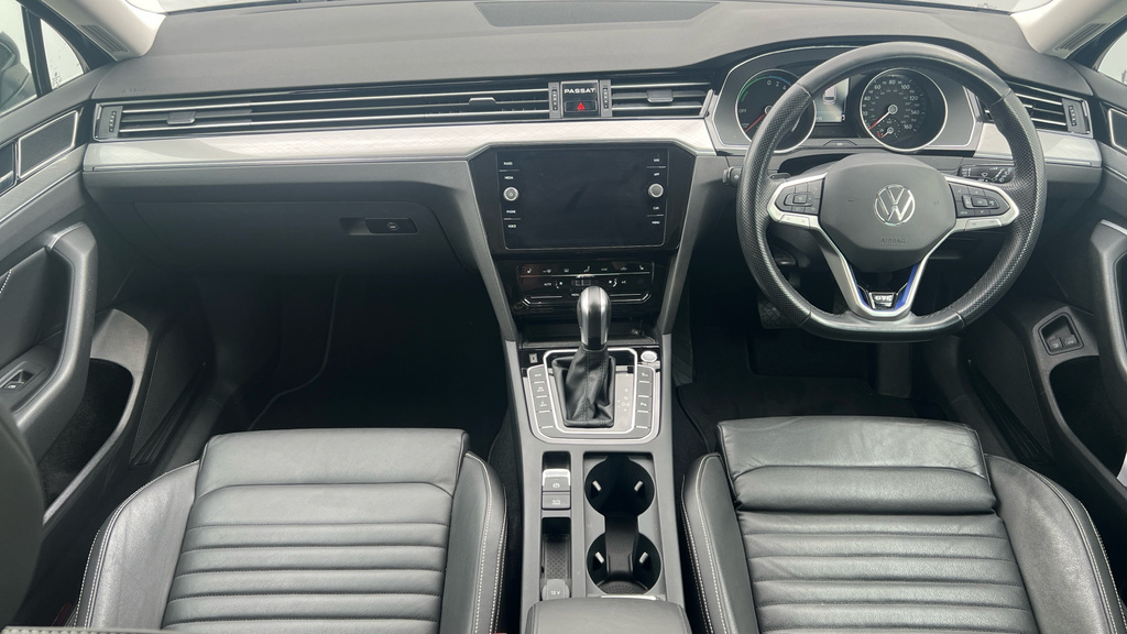 Volkswagen Passat Saloon 1.4 Tsi 13Kwh Gte Advance Dsg Euro 6 Ss Grey #11