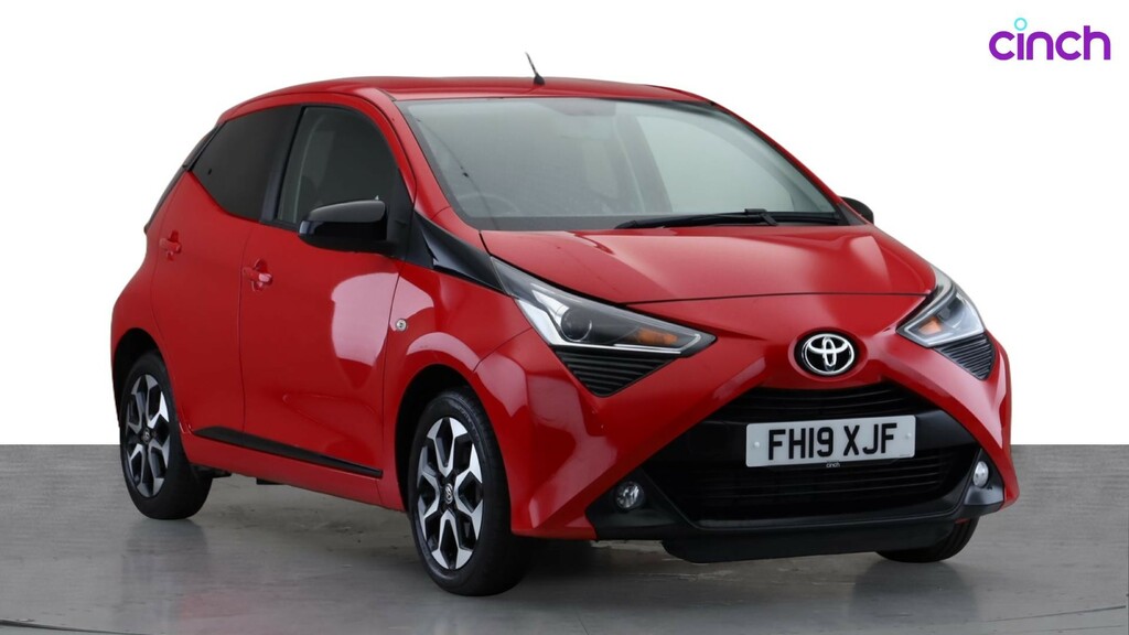 Toyota Aygo X 1.0 Vvt-i X-play X-shift Euro 6 White #1