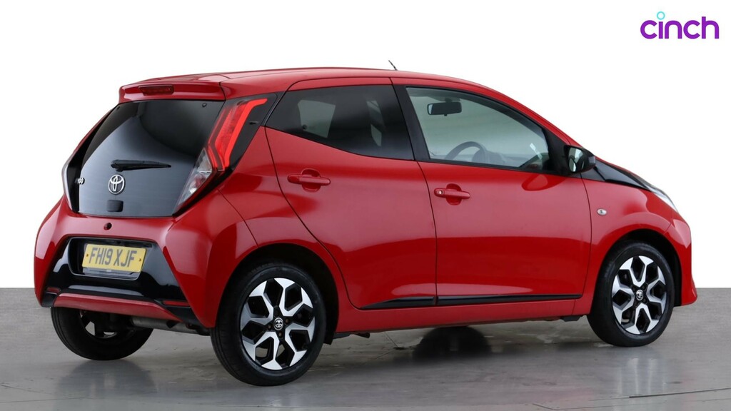 Toyota Aygo X 1.0 Vvt-i X-play X-shift Euro 6 White #3