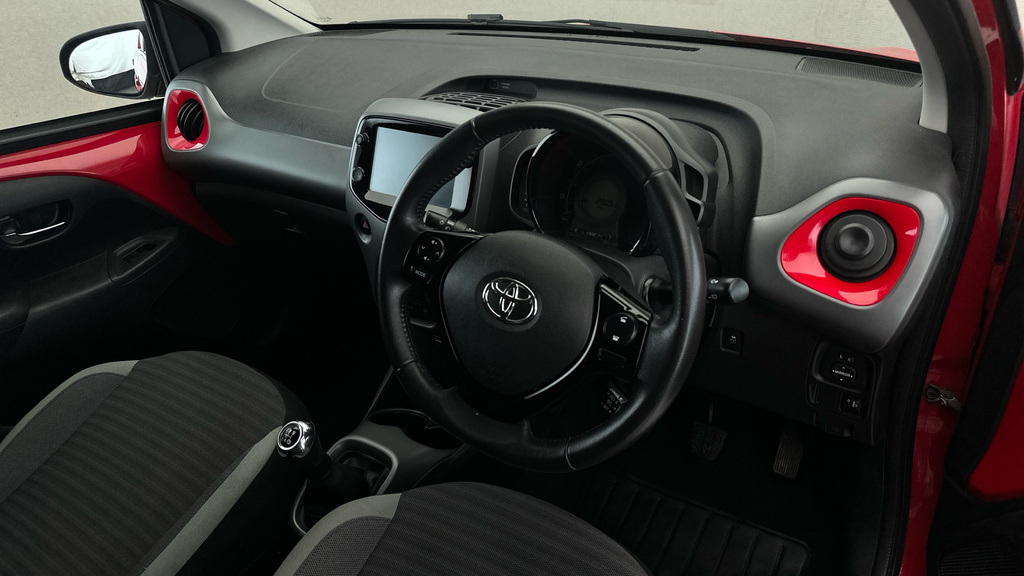 Toyota Aygo X 1.0 Vvt-i X-play X-shift Euro 6 White #9