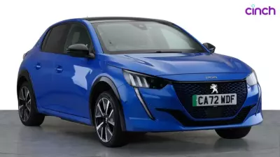 Peugeot e-208 50Kwh Gt Premium 7Kw Charger White #1