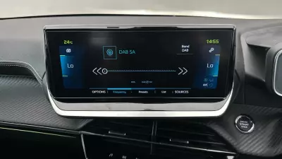 Peugeot e-208 50Kwh Gt Premium 7Kw Charger White #16