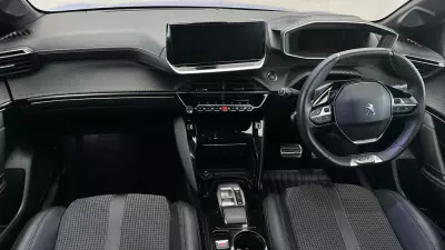 Peugeot e-208 50Kwh Gt Premium 7Kw Charger White #14