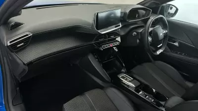 Peugeot e-208 50Kwh Gt Premium 7Kw Charger White #12