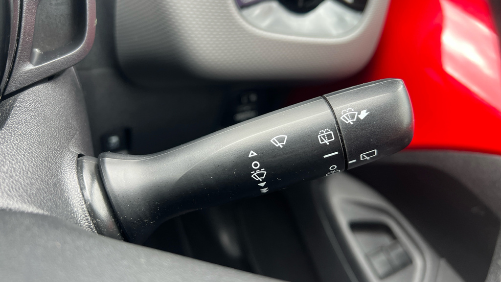 Peugeot 108 1.0 Allure Euro 6 #28
