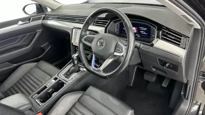 Volkswagen Passat 2.0 Tdi Evo Sel Estate Dsg Euro 6 Ss #9