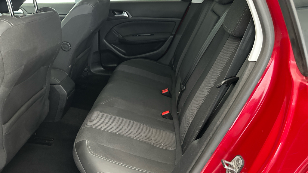 Peugeot 308 1.5 Bluehdi 130 Allure Grey #21