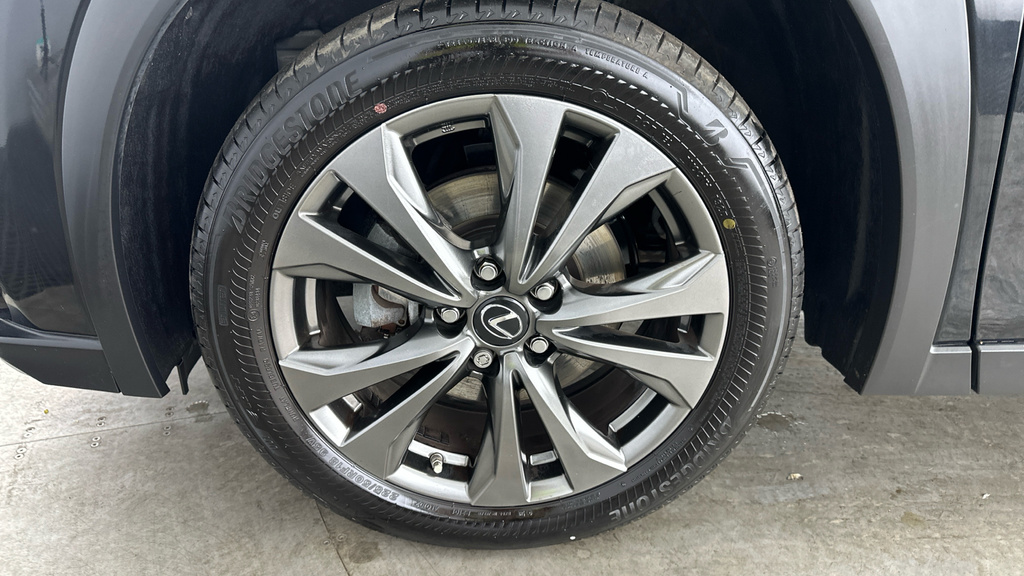 Lexus UX 2.0 250H Premium Sport Edition Suv Hybr Black #25
