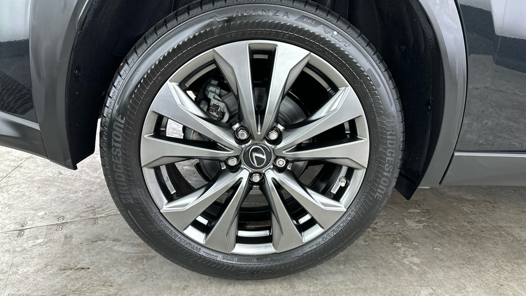Lexus UX 2.0 250H Premium Sport Edition Suv Hybr Black #27