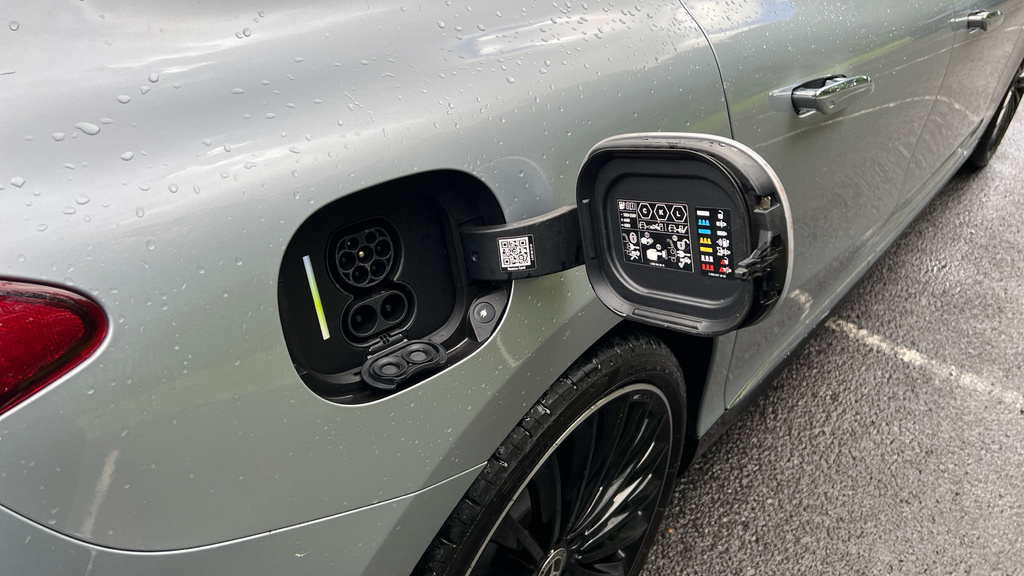 Mercedes-Benz EQE 350 215Kw Amg Line Edition 96Kwh Black #35