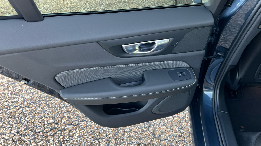 Volvo V60 Plus, T6 Awd Plug-in Hybrid, Dark Grey #21