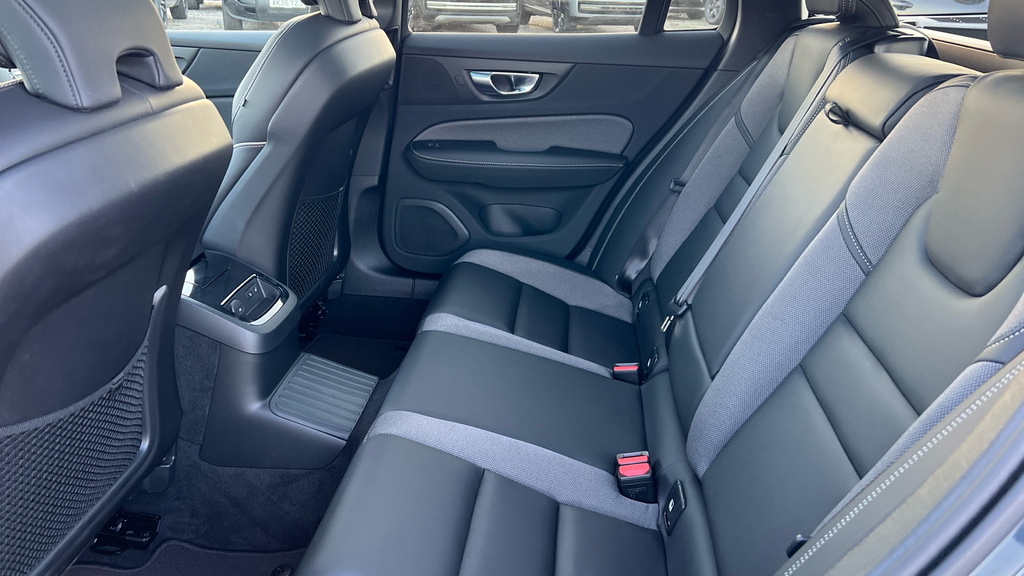 Volvo V60 Plus, T6 Awd Plug-in Hybrid, Dark Grey #14