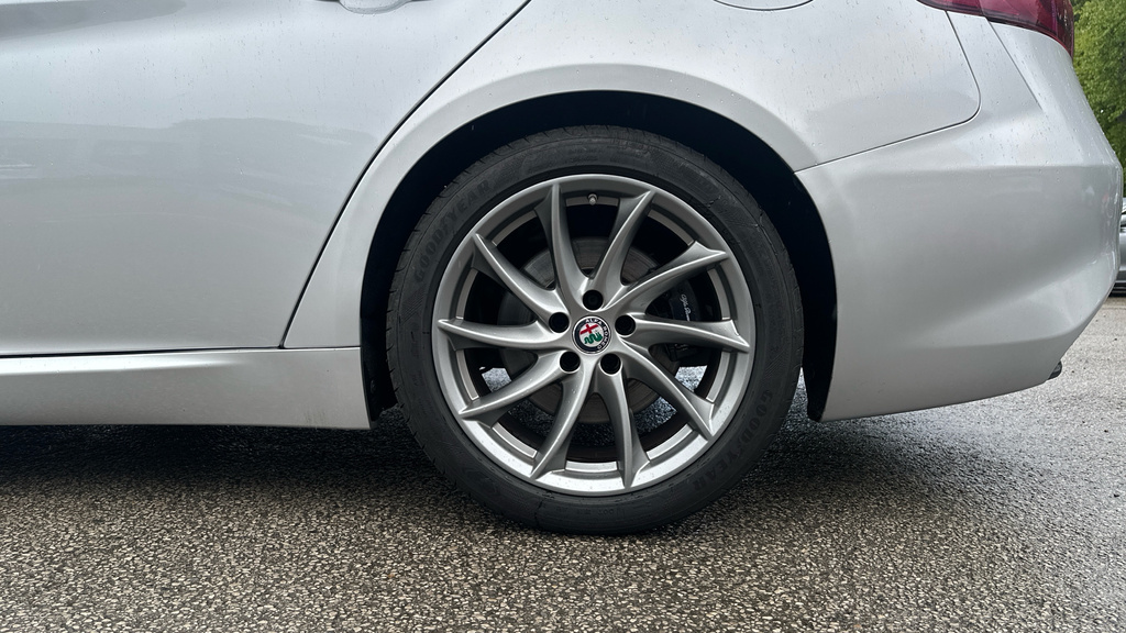 Alfa Romeo Giulia 2.9 V6 Bi-turbo Quadrifoglio Saloon Aut Black #24