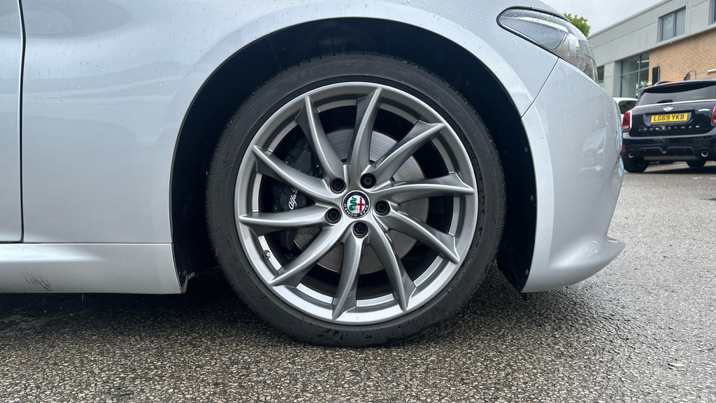Alfa Romeo Giulia 2.9 V6 Bi-turbo Quadrifoglio Saloon Aut Black #26