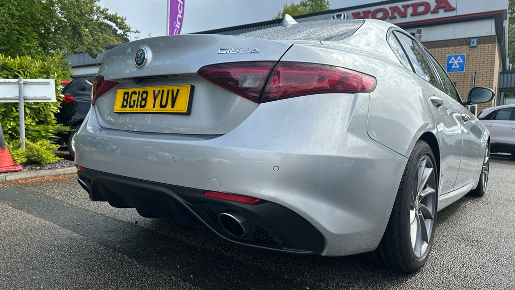 Alfa Romeo Giulia 2.9 V6 Bi-turbo Quadrifoglio Saloon Aut Black #40