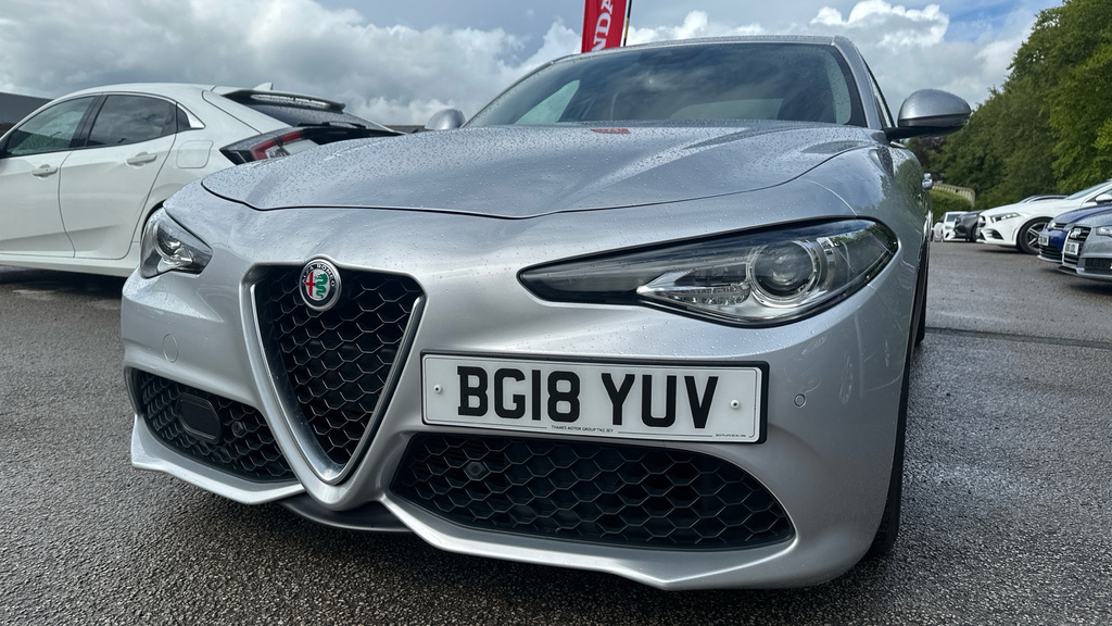 Alfa Romeo Giulia 2.9 V6 Bi-turbo Quadrifoglio Saloon Aut Black #39