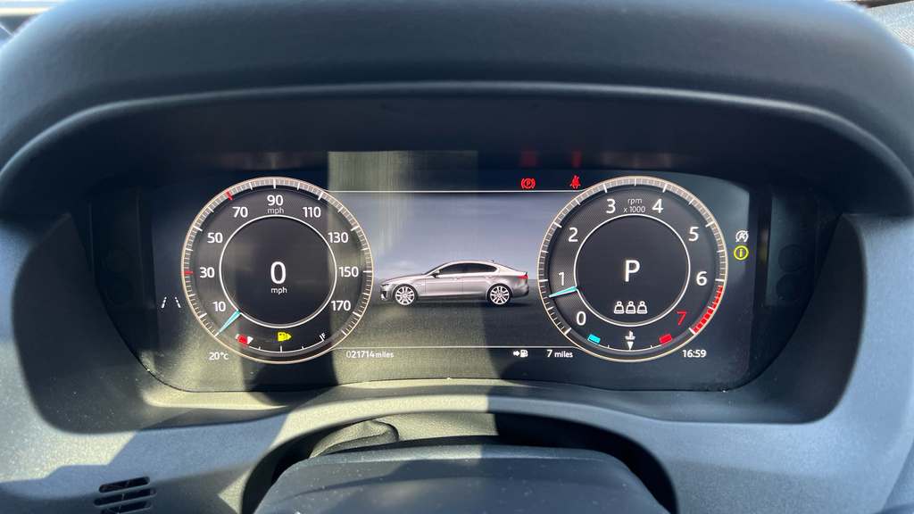 Jaguar XE R-dynamic S Blue #22
