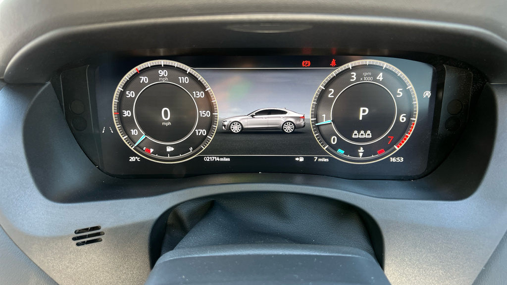 Jaguar XE R-dynamic S Blue #35