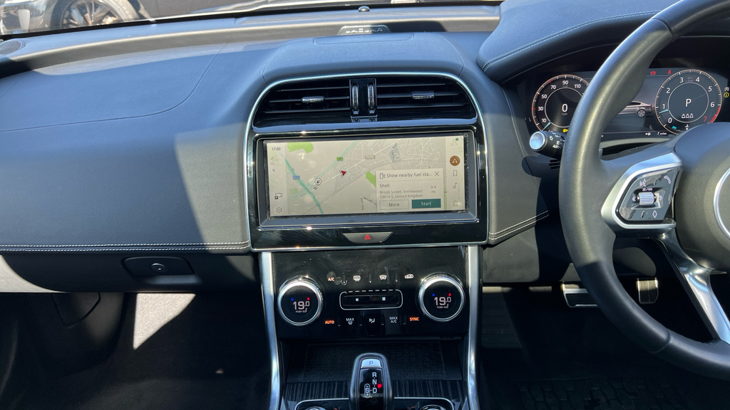 Jaguar XE R-dynamic S Blue #21