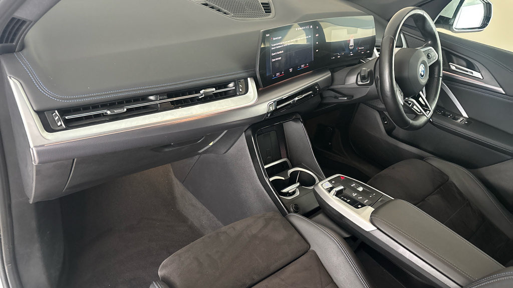 BMW iX1 30 66.5Kwh M Sport Xdrive 11Kw Charger #10