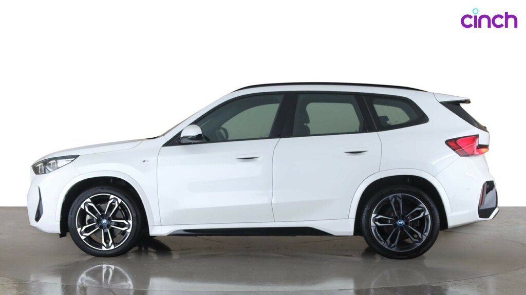 BMW iX1 30 66.5Kwh M Sport Xdrive 11Kw Charger #2