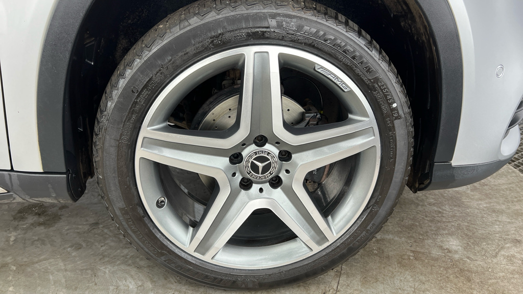 Mercedes-Benz GLA Class 1.6 Gla180 Urban Edition Suv 7G-dct Eur Grey #26