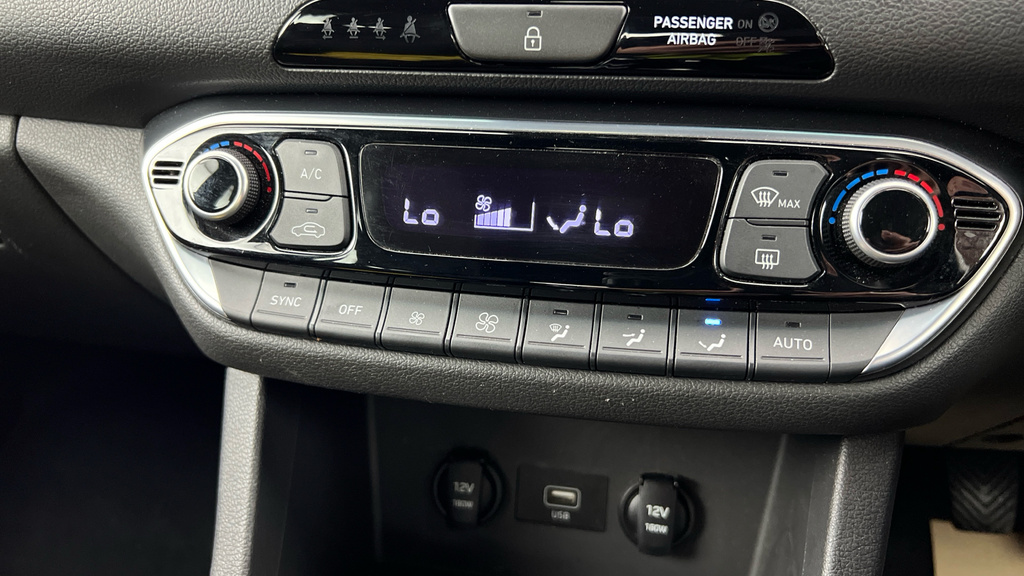 Hyundai I30 1.0 T-gdi Mhev Se Connect Euro 6 Ss  #16