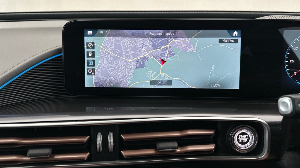 Mercedes-Benz EQC Eqc 400 300Kw Amg Line Premium Plus 80Kwh Black #17