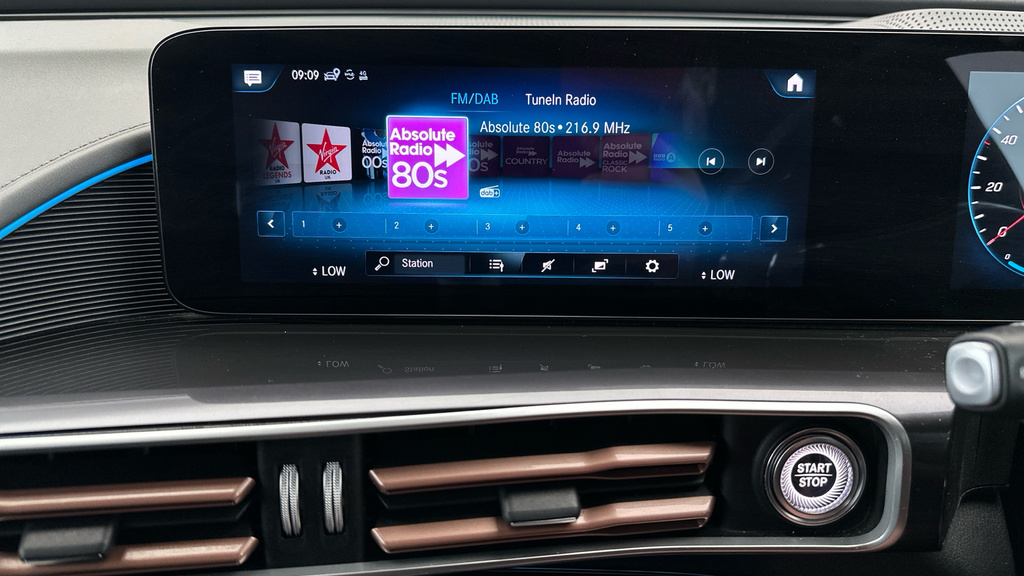 Mercedes-Benz EQC Eqc 400 300Kw Amg Line Premium Plus 80Kwh Black #18