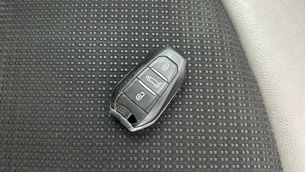 Citroen Grand C4 Picasso Picasso 1.6 Bluehdi White #34
